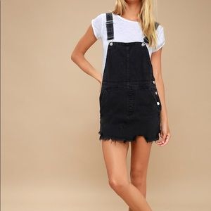 FREE PEOPLE TORN BLACK DISTRESSED DENIM JUMPER SZ6